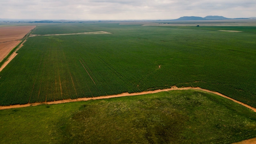 8 Bedroom Property for Sale in Bloemfontein Rural Free State